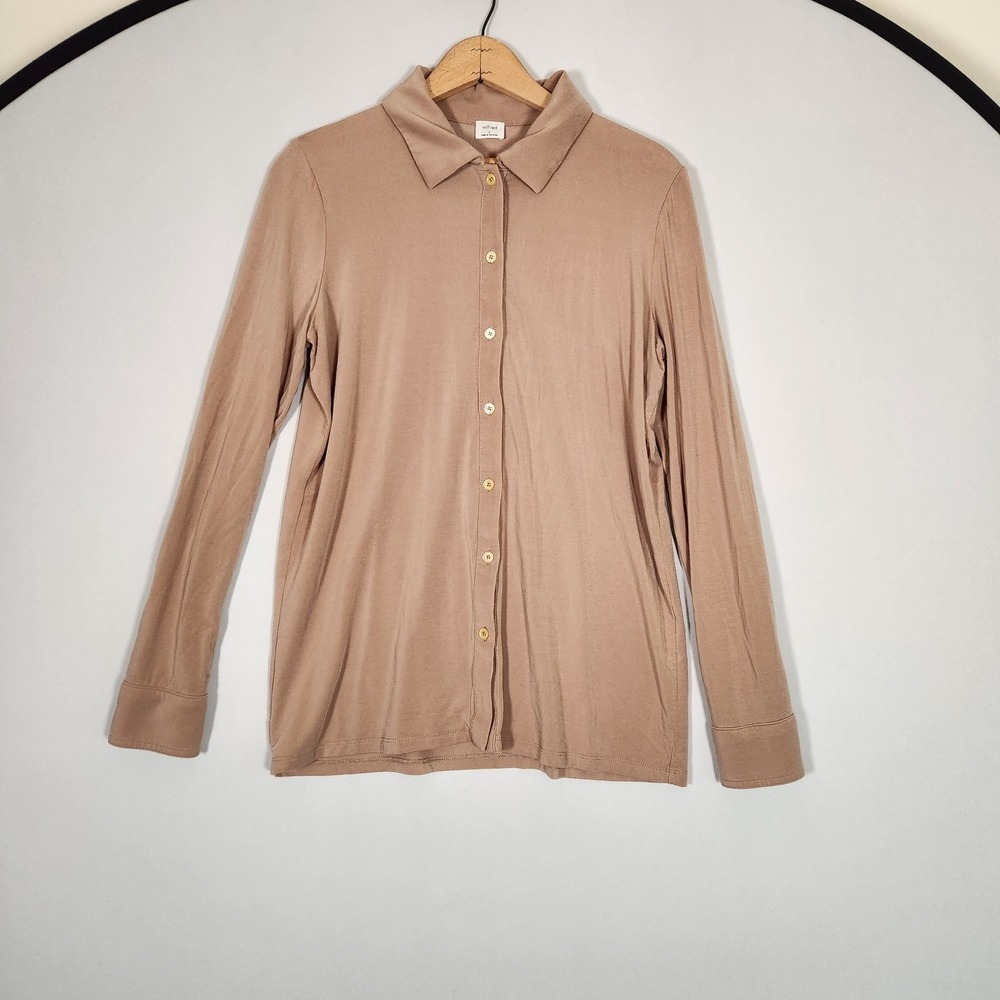 Aritzia Wilfred Brown Tan Button Up Shirt Women Size Small, Lightweight Stretch